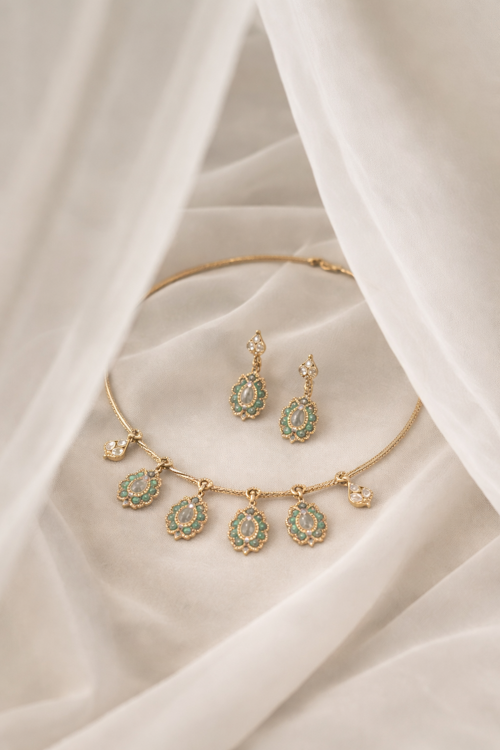 The Crowned Blossom Set