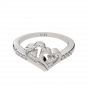  Pretty Hearts  Diamond  Ring